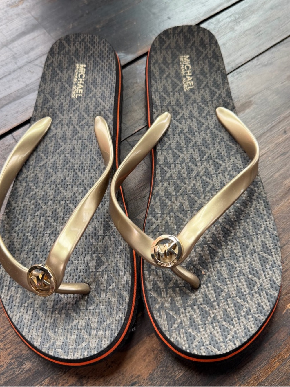 Michael Kors Eva Stripe Flip Flop! Like NEW!! - Picture 2 of 7
